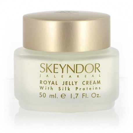 KRÉM S MATEŘÍ KAŠIČKOU